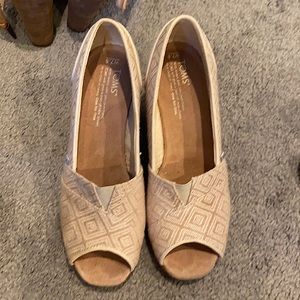 ⭐️ TOMS Wedges
